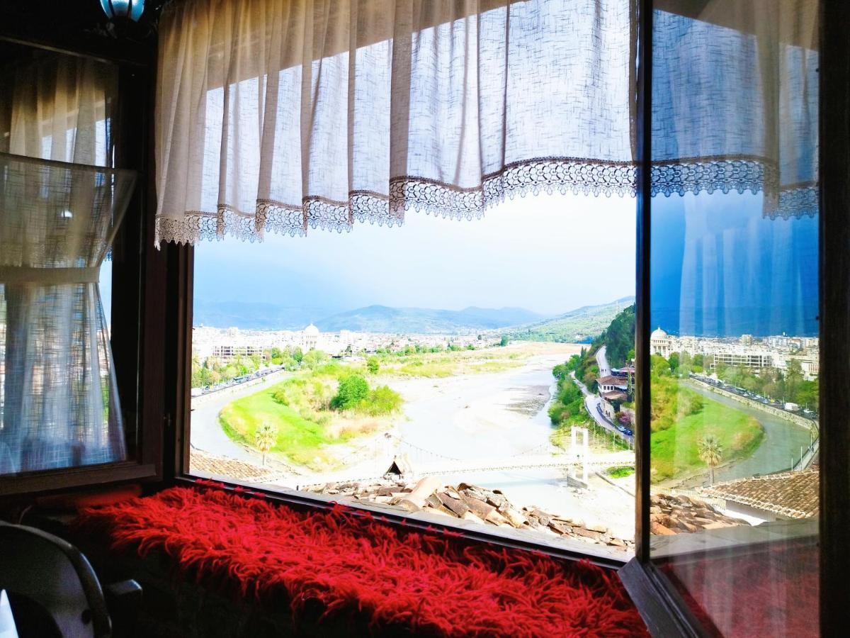 Guva Mangalem Hotel Restaurant Berat Extérieur photo