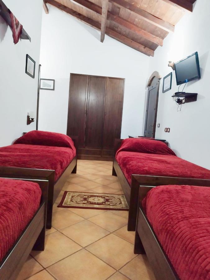 Guva Mangalem Hotel Restaurant Berat Extérieur photo