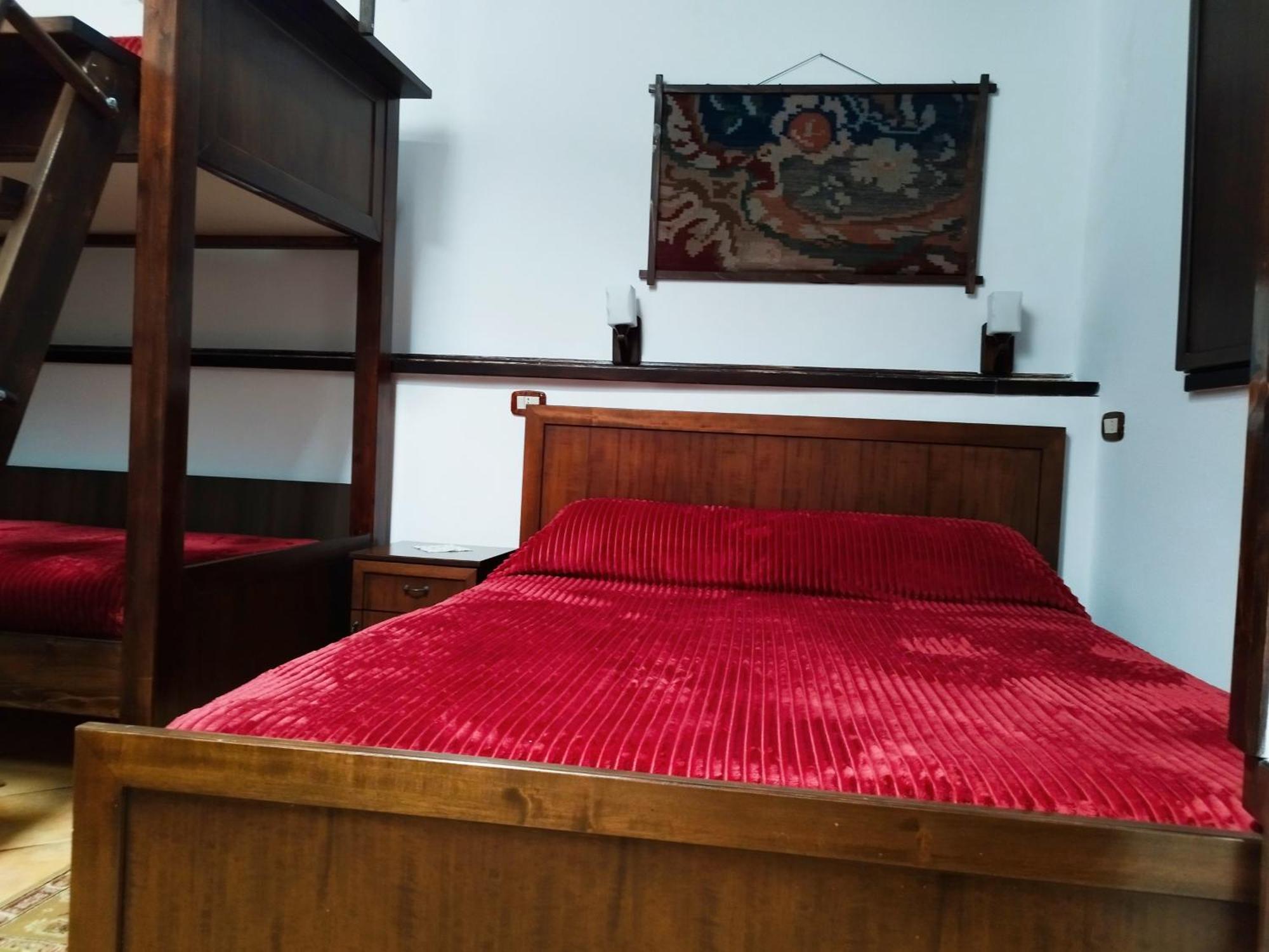 Guva Mangalem Hotel Restaurant Berat Extérieur photo