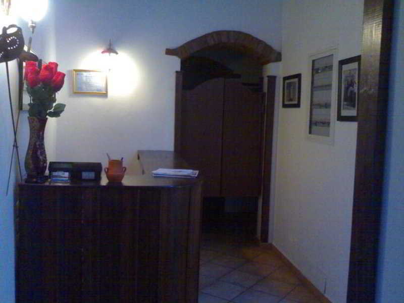 Guva Mangalem Hotel Restaurant Berat Extérieur photo